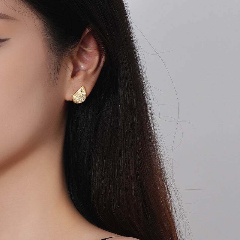 Örhängen Raindrop Studs/Edge Er